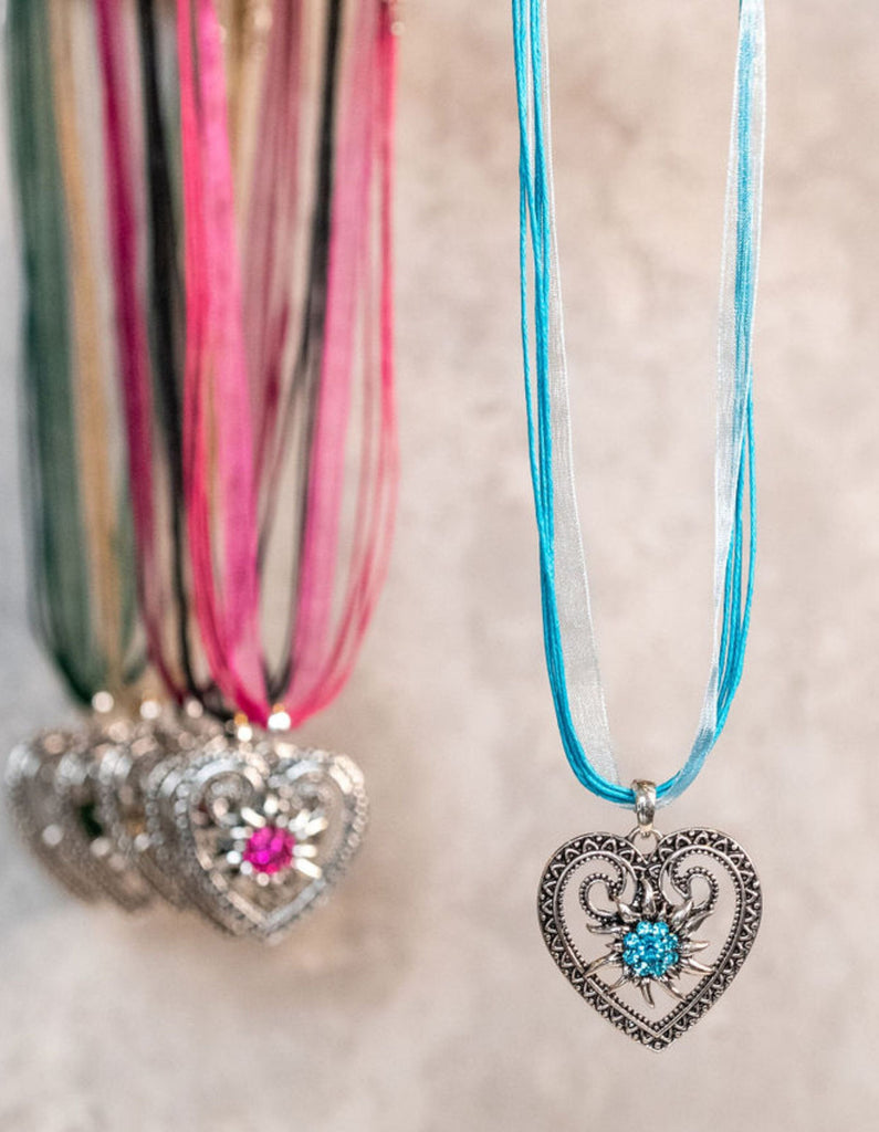 Alpine Sweetheart Edelweiss Necklace Jewelry Celestial Zigeunerin Turquoise 