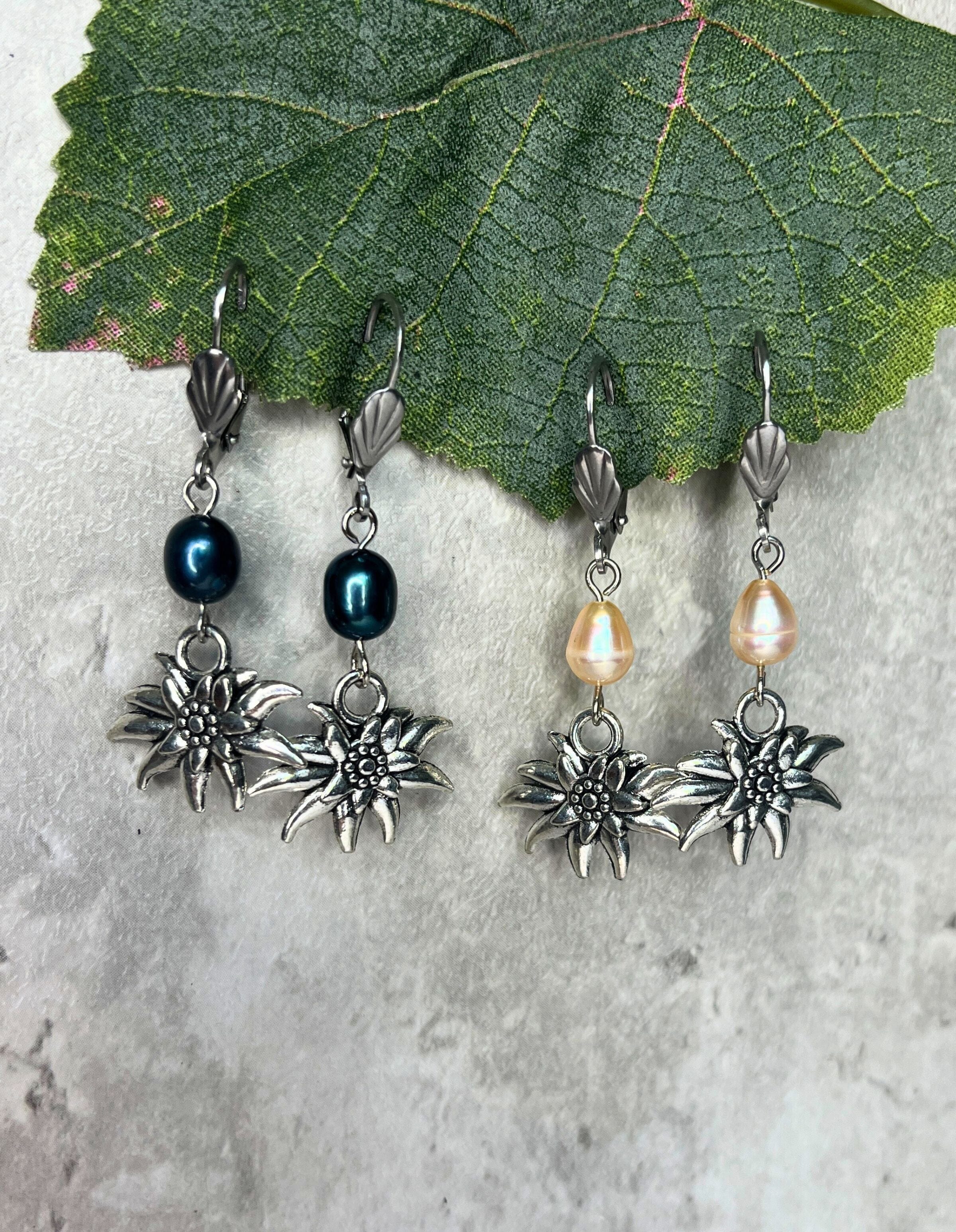 Edelweiss Earrings with Freshwater Pearls