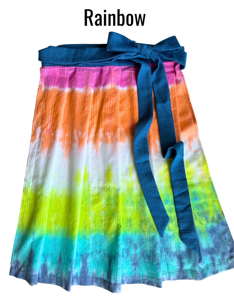 One-of-a-Kind Tie-dye Apron Apron Rare Dirndl Rainbow - size L/XL 