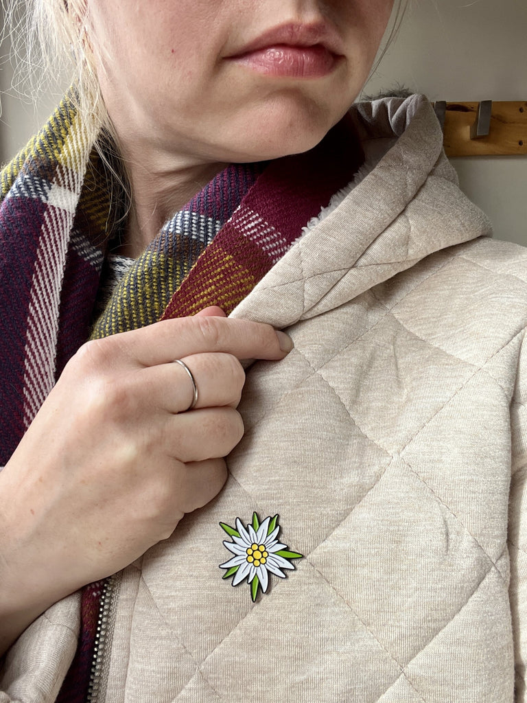 Edelweiss Flower Pin Accessories Rare Dirndl 