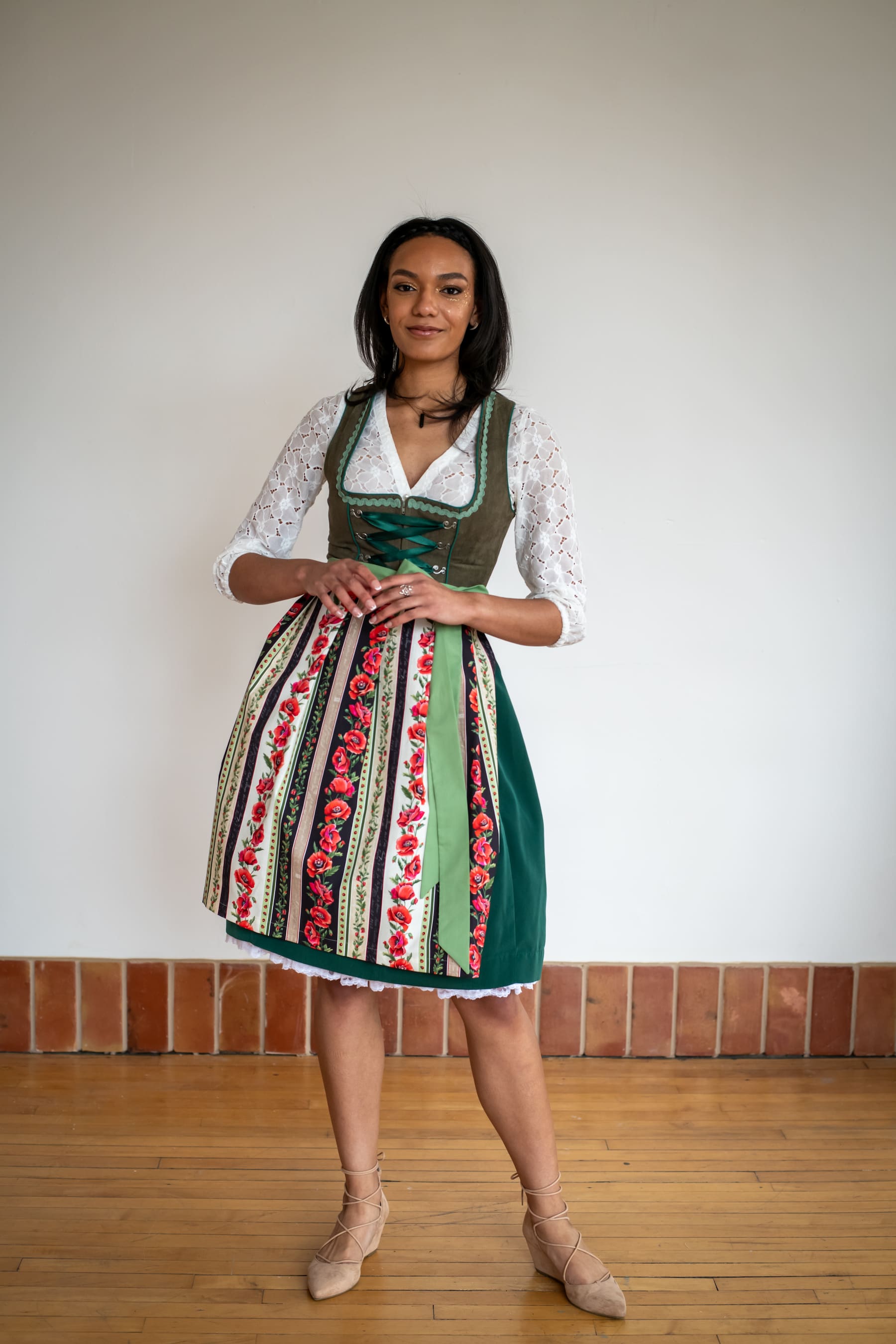 Poppy & Pine Dirndl - Authentic German Dirndl - Plus Sizes Available Rare Dirndl Poppy & Pine Dirndl - Authentic German Dirndl - Plus Sizes Available Rare Dirndl