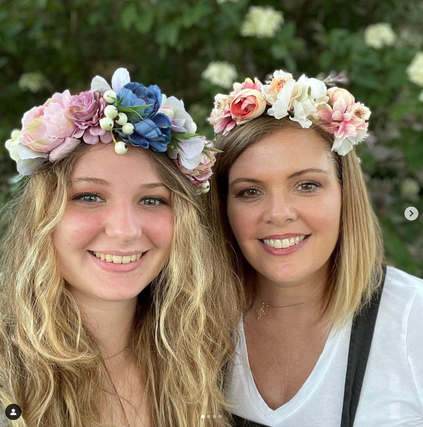 How to Make a Flower Headband with Real Flowers  Flower crown, Floral  crown, Flower head wreaths