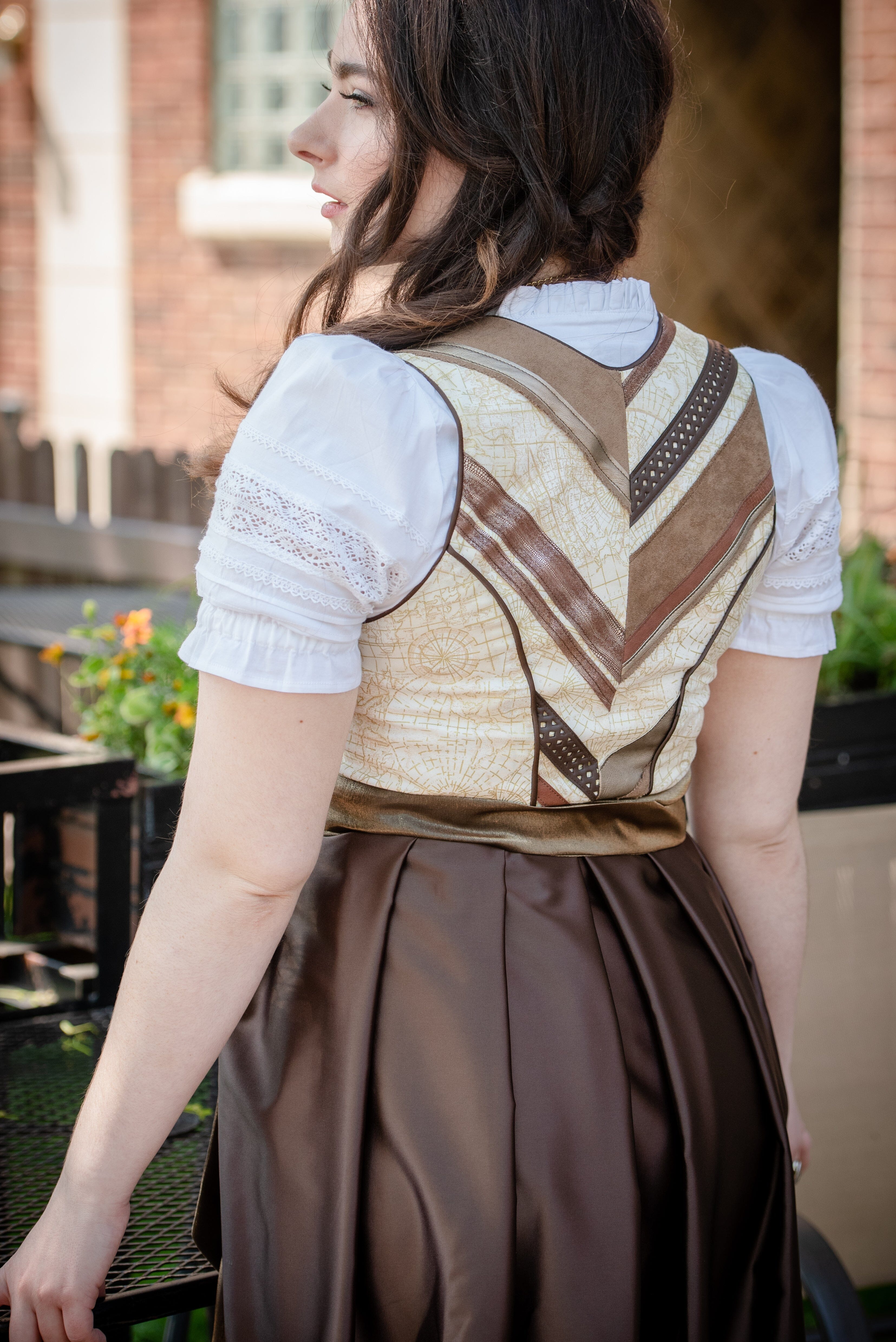The Steampunk Dirndl - Brown and gold dirndl - authentic dirndl Rare Dirndl The Steampunk Dirndl - Brown and gold dirndl - authentic dirndl Rare Dirndl